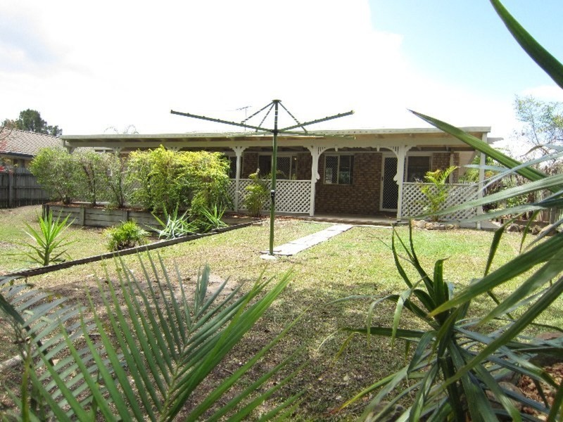 21 Oregon Close, Yamanto QLD 4305