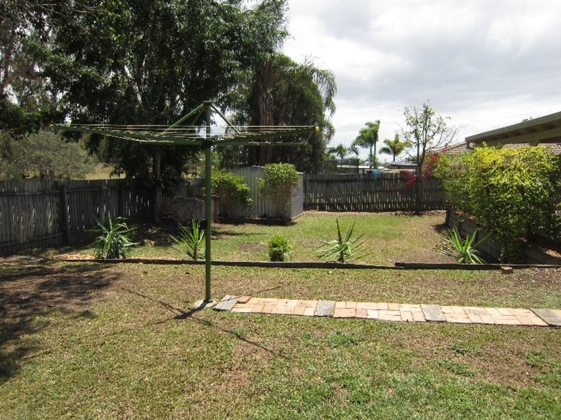 21 Oregon Close, Yamanto QLD 4305