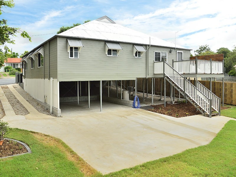 14 Brisbane Road, East Ipswich QLD 4305