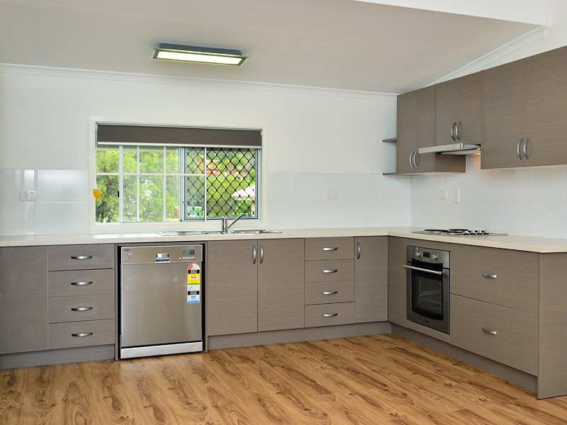 14 Brisbane Road, East Ipswich QLD 4305