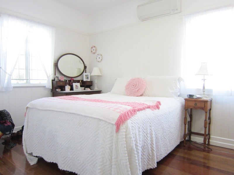 134 Whitehill Road, Eastern Heights QLD 4305