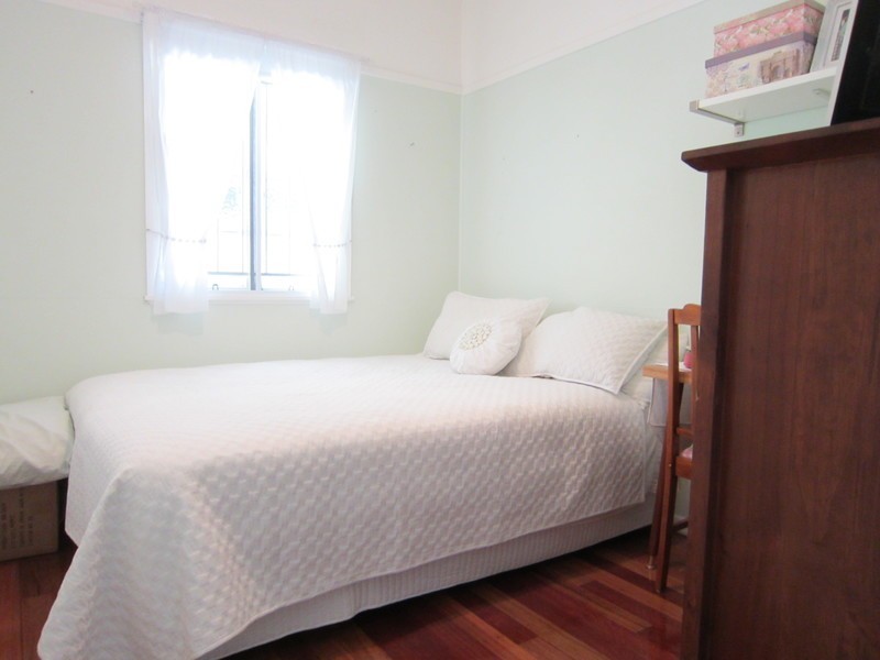 134 Whitehill Road, Eastern Heights QLD 4305