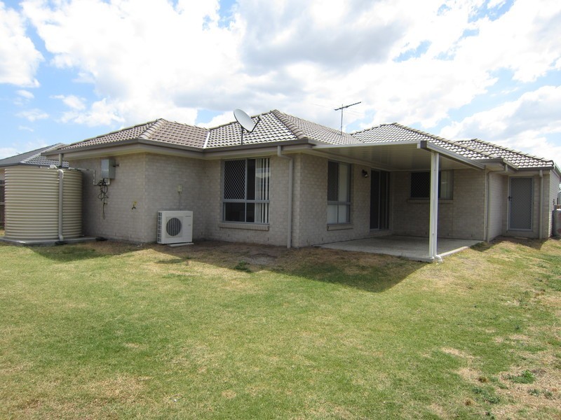 68 Sarah Drive, Yamanto QLD 4305