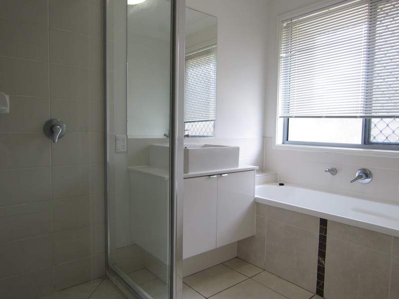 68 Sarah Drive, Yamanto QLD 4305