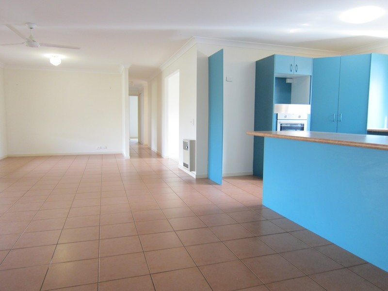 47 Jacana Crescent, Flinders View QLD 4305