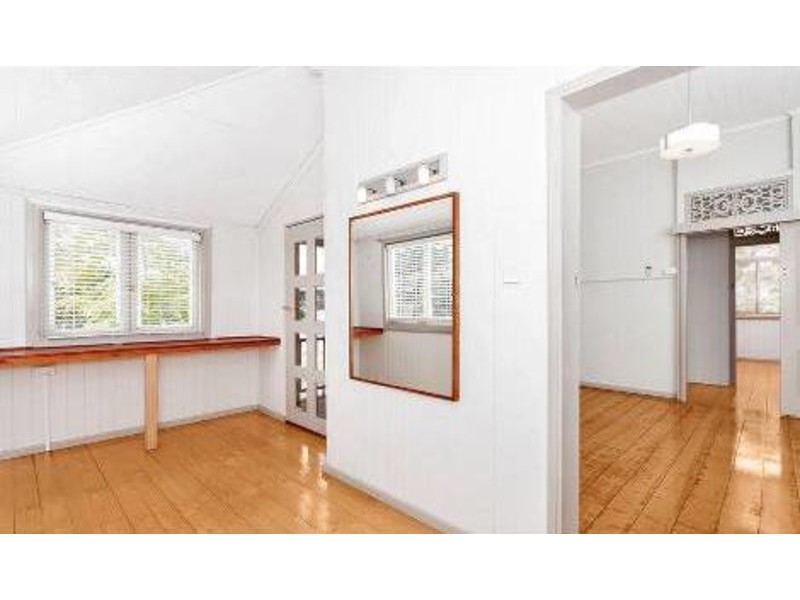 2 Merrell Street, East Ipswich QLD 4305