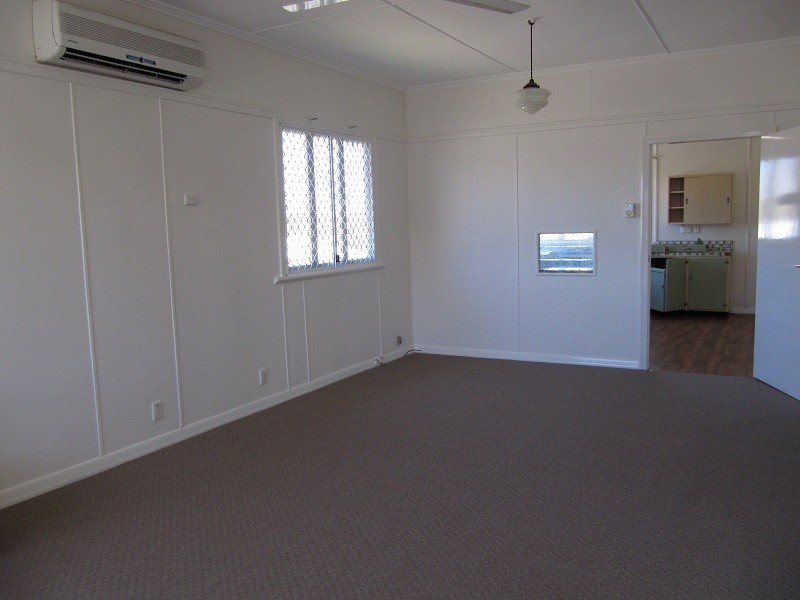 5 Churchill Street, Churchill QLD 4305