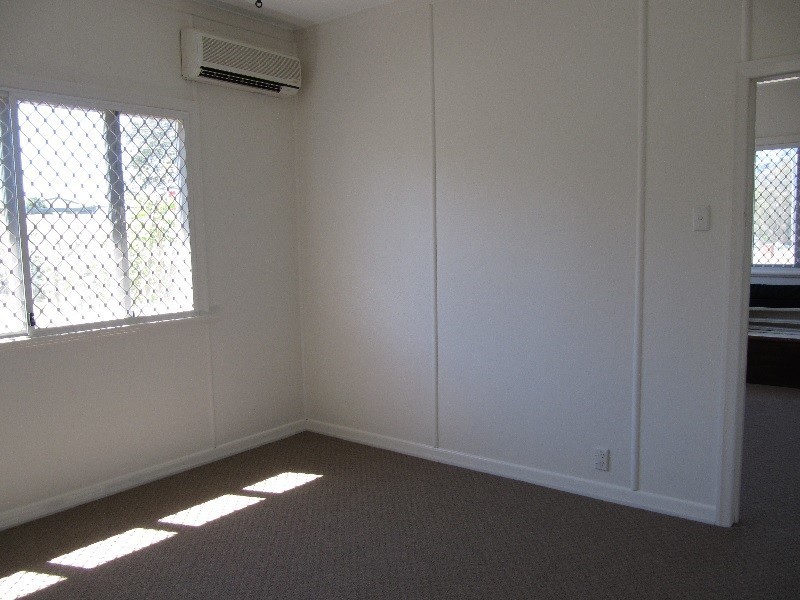 5 Churchill Street, Churchill QLD 4305