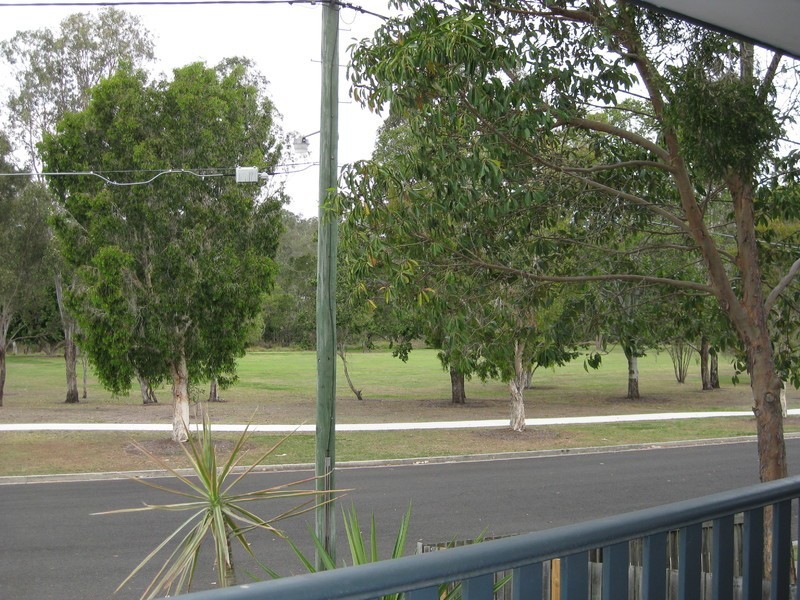 21 Sealy Street, Silkstone QLD 4304