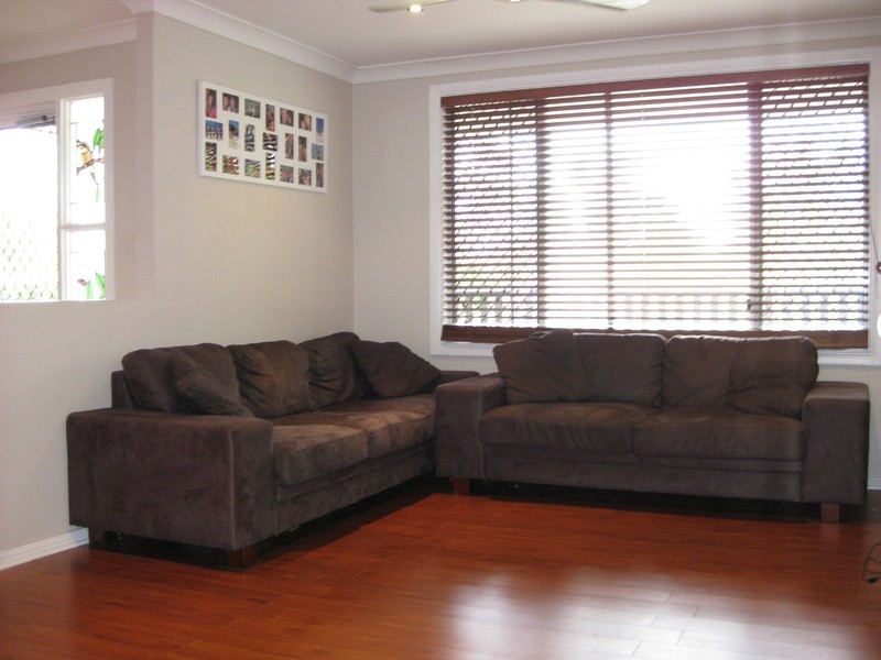 21 Sealy Street, Silkstone QLD 4304