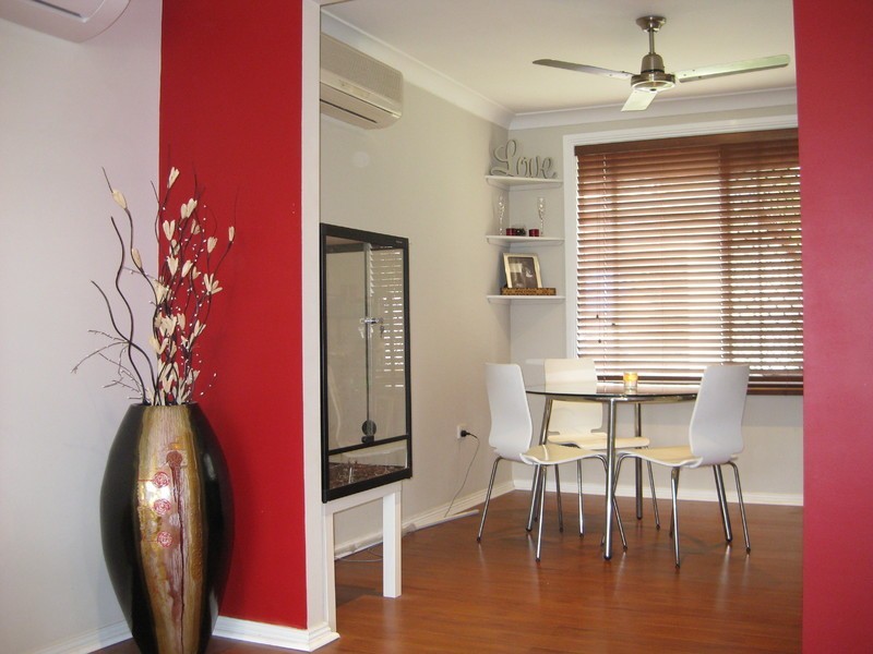 21 Sealy Street, Silkstone QLD 4304