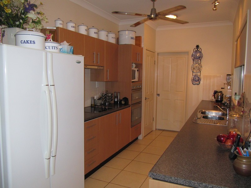 42 Cabernet Crescent, Pine Mountain QLD 4306