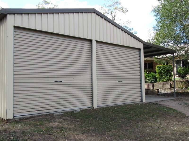 42 Cabernet Crescent, Pine Mountain QLD 4306