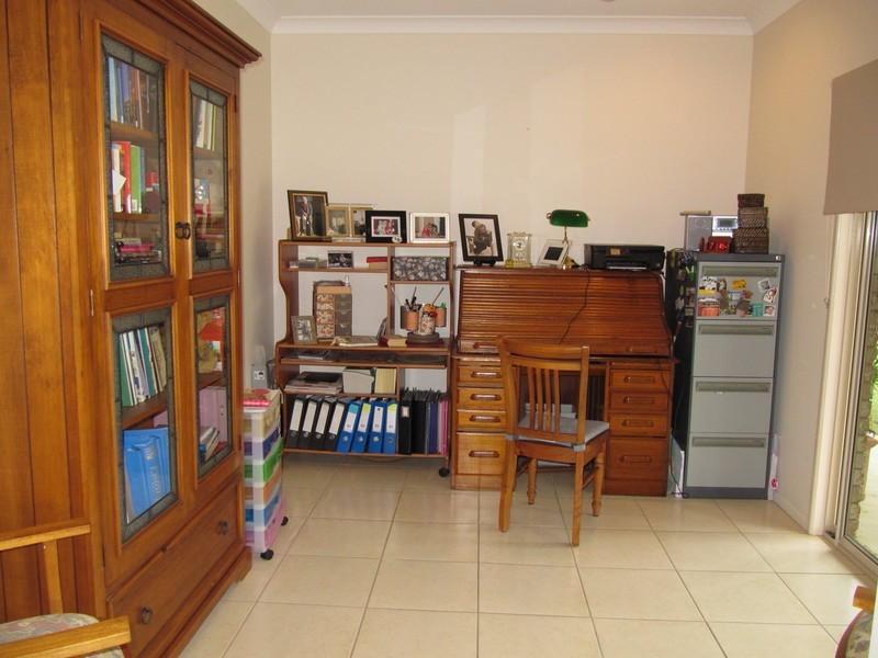 42 Cabernet Crescent, Pine Mountain QLD 4306