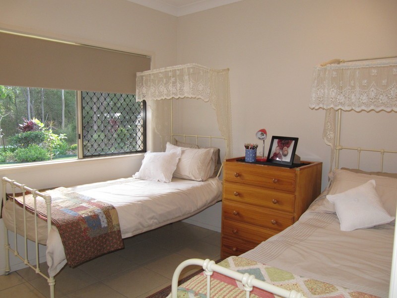 42 Cabernet Crescent, Pine Mountain QLD 4306