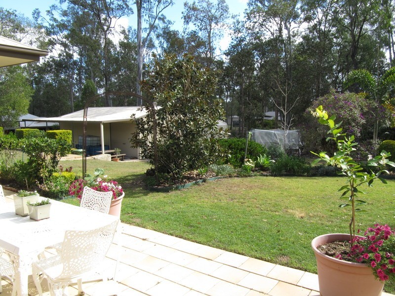 42 Cabernet Crescent, Pine Mountain QLD 4306