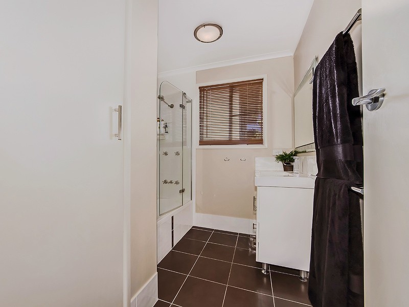 12 Spresser Street, Tivoli QLD 4305