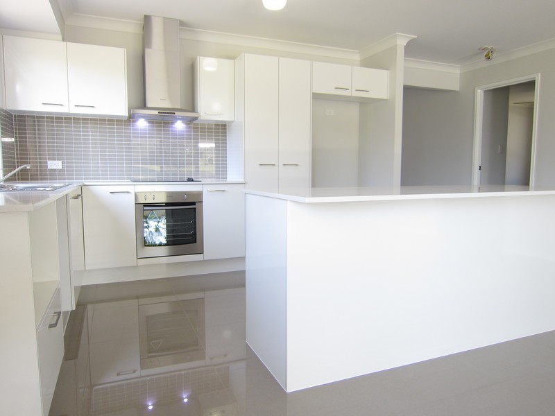 33 Vogel Road, Brassall QLD 4305