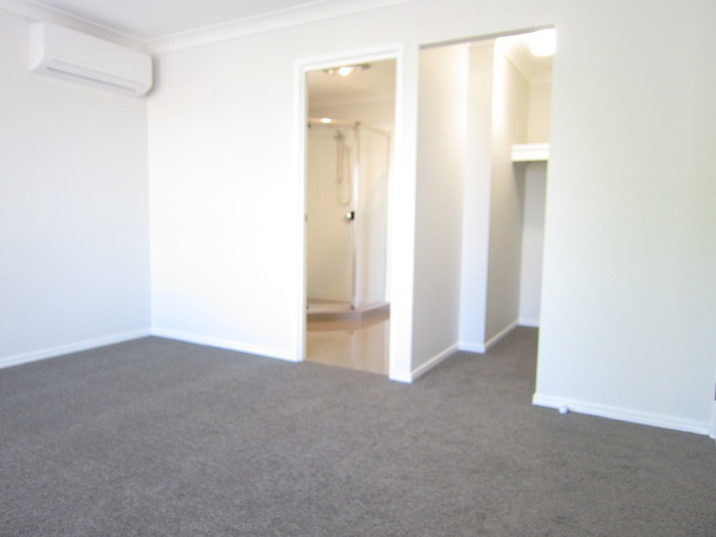 33 Vogel Road, Brassall QLD 4305