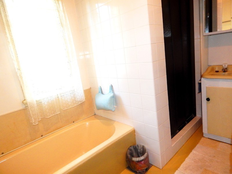 9 Raymond Street, North Ipswich QLD 4305