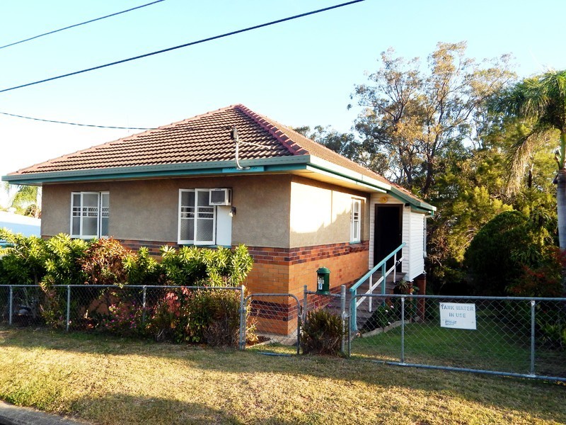 9 Raymond Street, North Ipswich QLD 4305