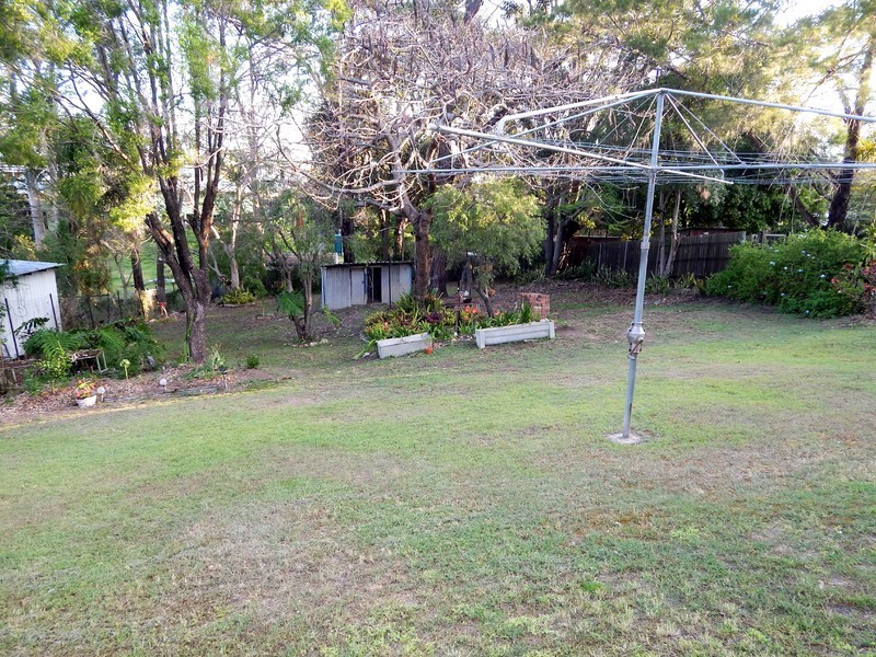 9 Raymond Street, North Ipswich QLD 4305