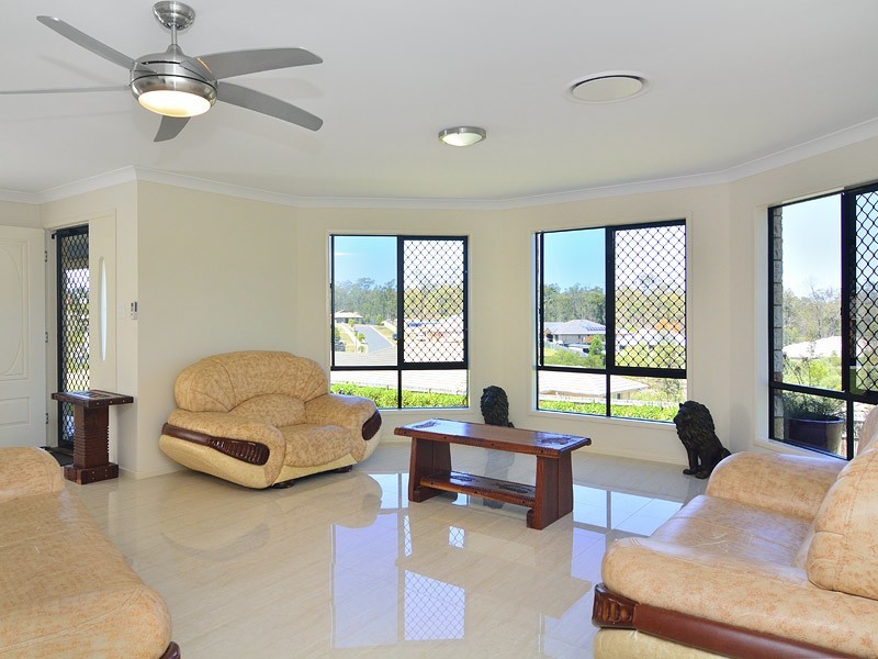 18 Lucinda Close, Chuwar QLD 4306