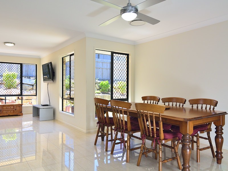 18 Lucinda Close, Chuwar QLD 4306