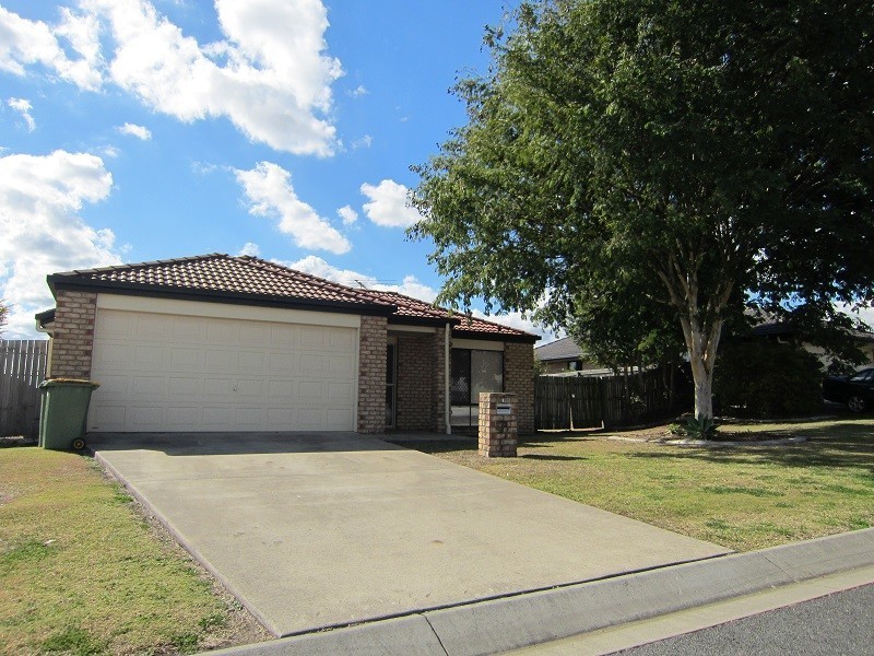12 Hilldean Drive, Raceview QLD 4305