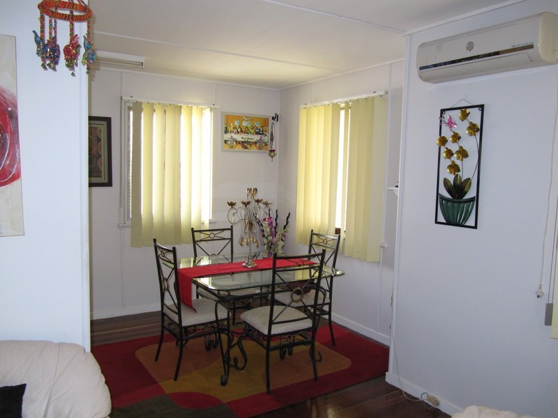 14 Heather Street, Silkstone QLD 4304