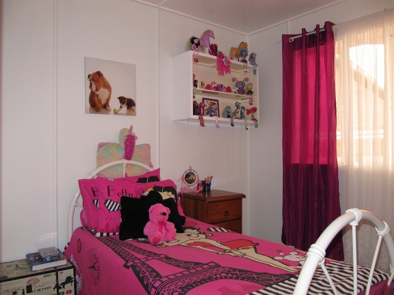 14 Heather Street, Silkstone QLD 4304