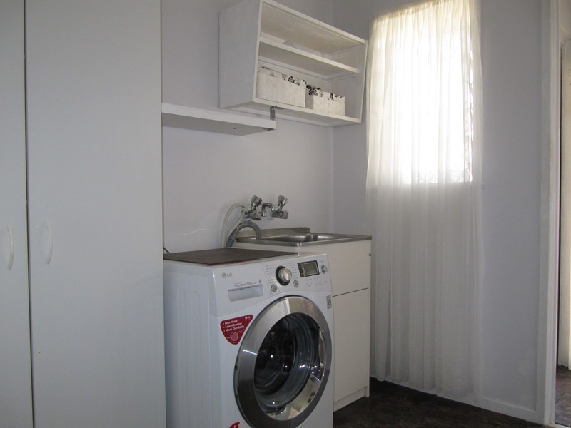 14 Heather Street, Silkstone QLD 4304