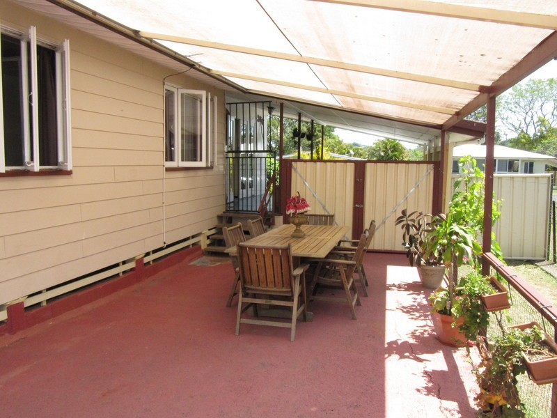 14 Heather Street, Silkstone QLD 4304