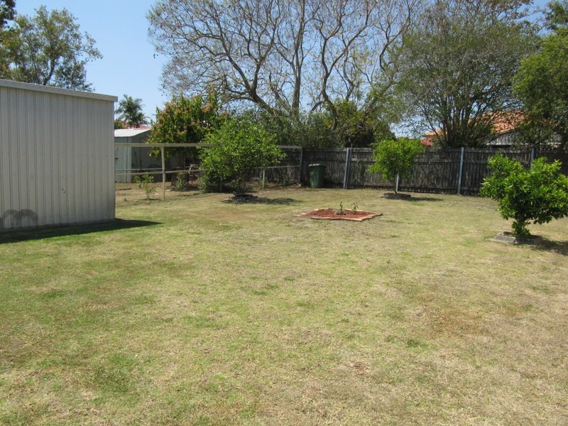 14 Heather Street, Silkstone QLD 4304