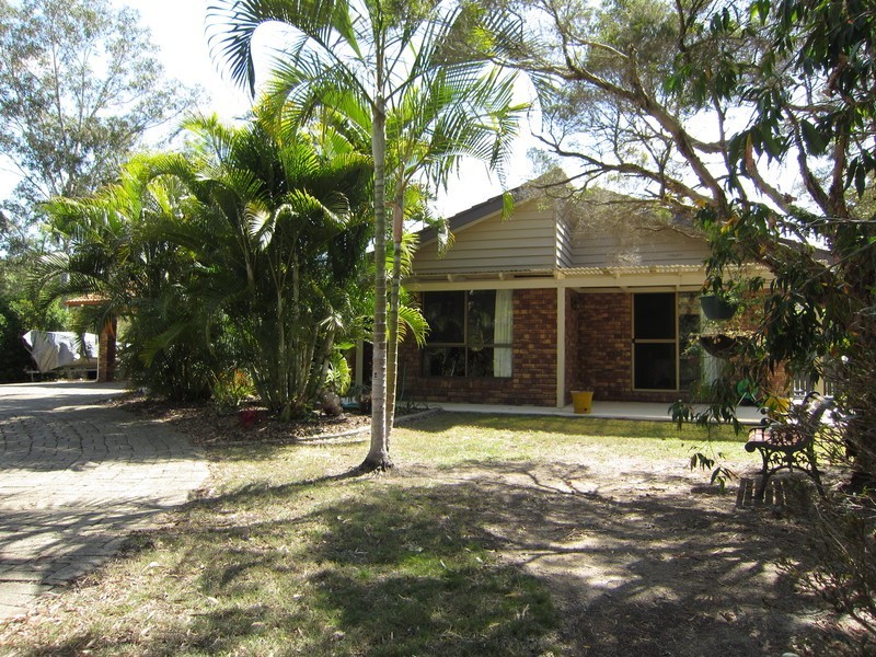 68 College Road, Karana Downs QLD 4306