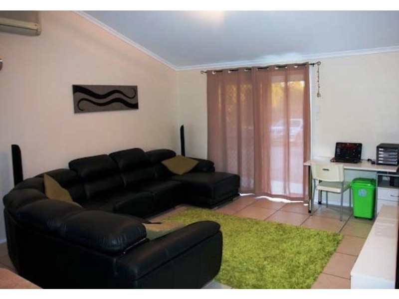 24 Phyllis Street, Eastern Heights QLD 4305