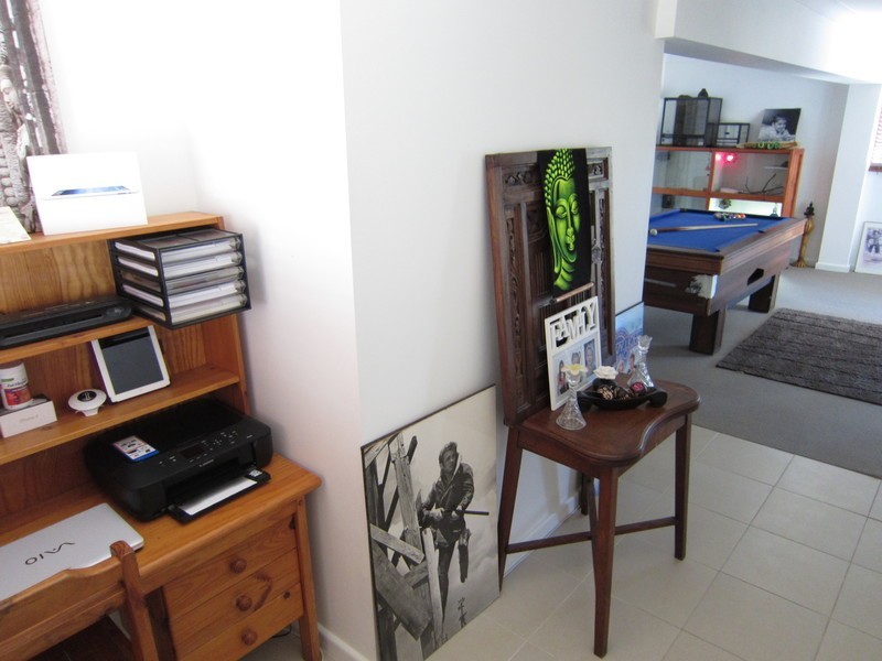 5 Orchard Street, Eastern Heights QLD 4305