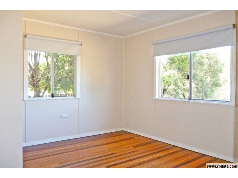 9 Bremer Parade, Basin Pocket QLD 4305