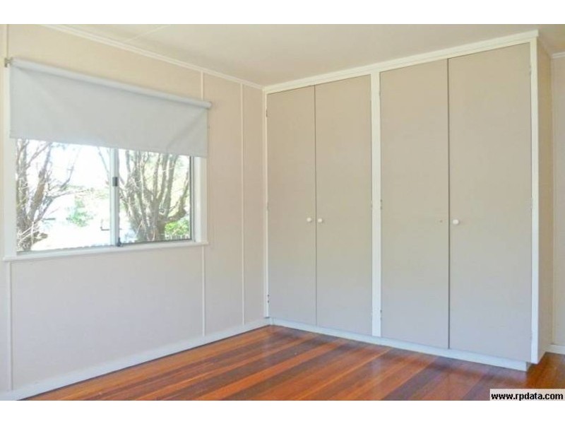 9 Bremer Parade, Basin Pocket QLD 4305