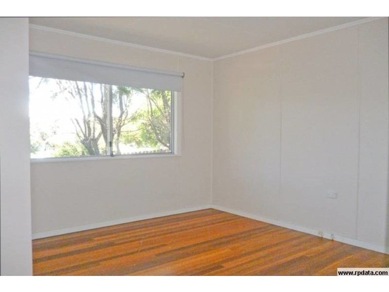 9 Bremer Parade, Basin Pocket QLD 4305