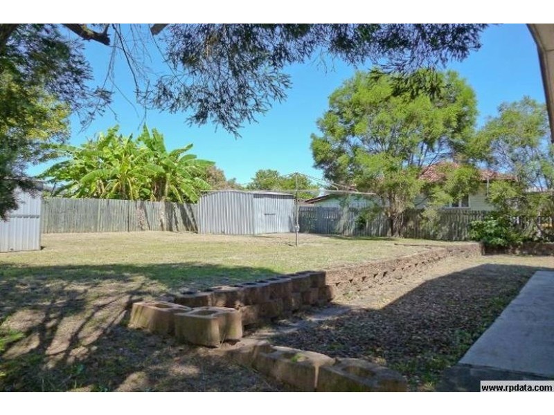 9 Bremer Parade, Basin Pocket QLD 4305