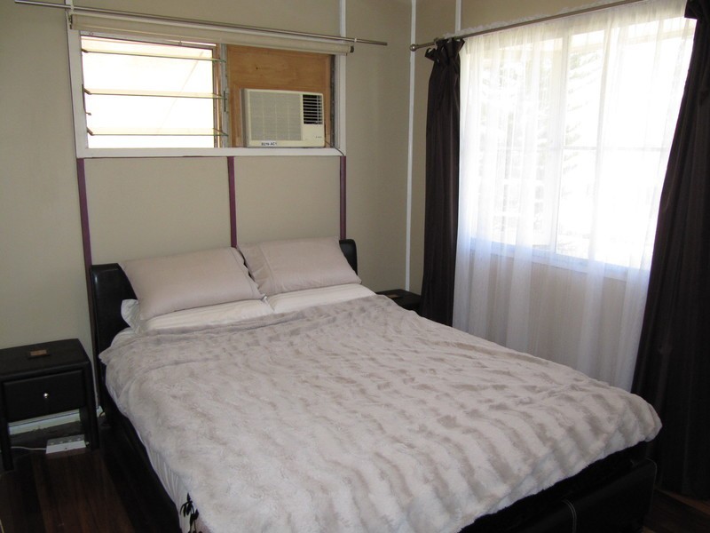 29 Coverack Street, Leichhardt QLD 4305