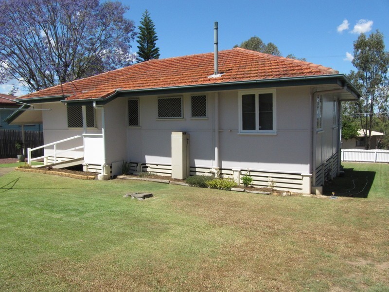 29 Coverack Street, Leichhardt QLD 4305