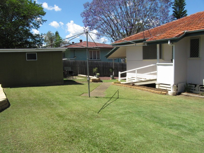 29 Coverack Street, Leichhardt QLD 4305