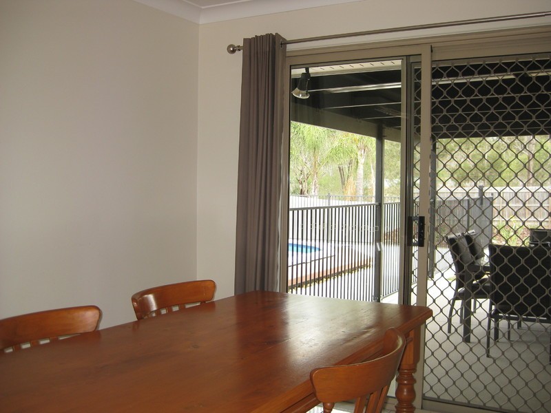 112 Equestrian Drive, Yamanto QLD 4305