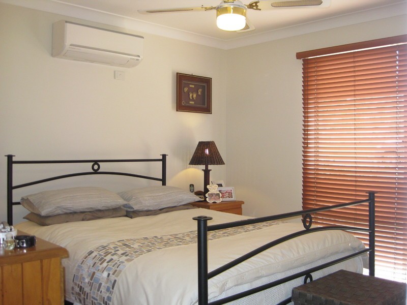 112 Equestrian Drive, Yamanto QLD 4305