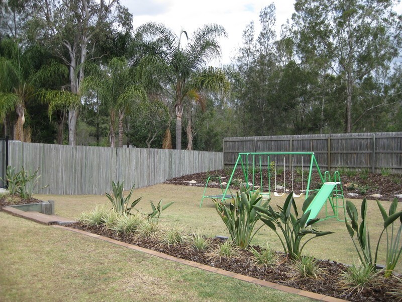 112 Equestrian Drive, Yamanto QLD 4305