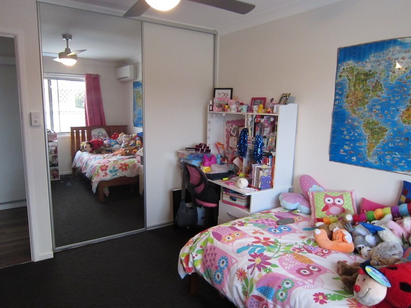 25 Burgess Street, Raceview QLD 4305