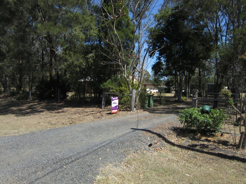 44 Adelong Avenue, Thagoona QLD 4306