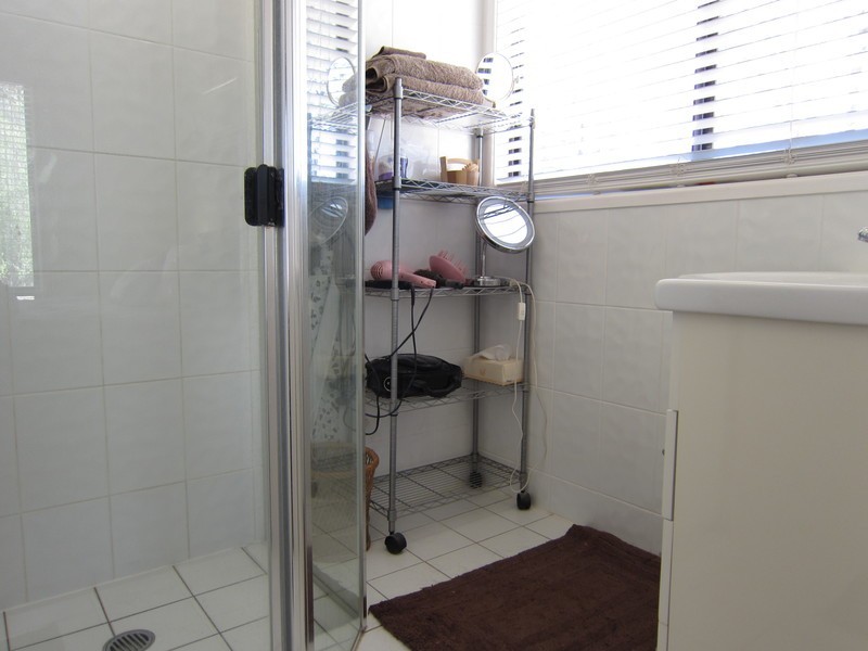 44 Adelong Avenue, Thagoona QLD 4306